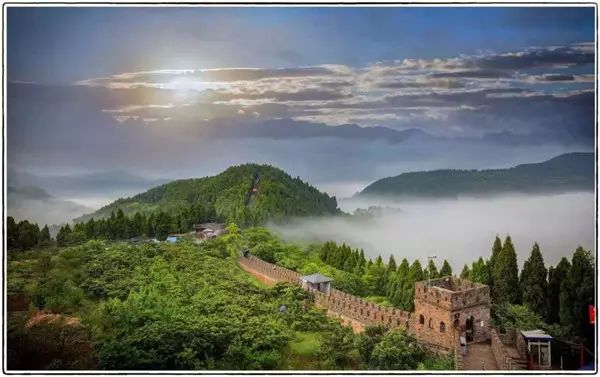 森林防火監(jiān)控衛(wèi)士國慶期間你干了些什么？讓林木蔥蘢 風景美如畫